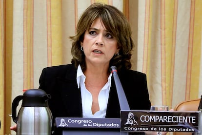 Dolores Delgado, durante su comparecencia ante la Comisión de Justicia del Congreso, en febrero pasado.