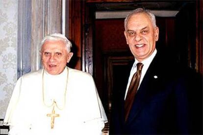 Marcello Pera y Benedicto XVI, en el Vaticano el pasado 4 de marzo.