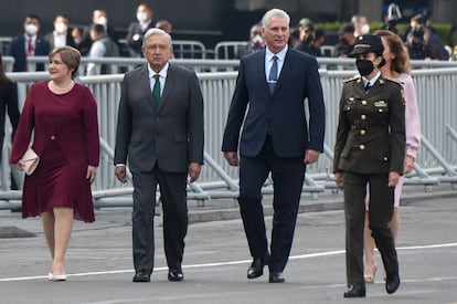 El presidente mexicano, Andrés Manuel López Obrador, y su homólogo cubano, Miguel Díaz-Canel, el pasado septiembre durante los actos del Día de la Independencia de México.