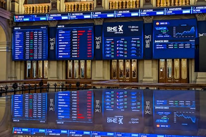 Paneles de la Bolsa española.