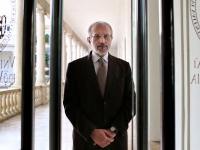 El rector de la Universitat de Val&egrave;ncia, Esteban Morcillo. 