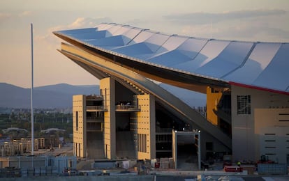 El nuevo Estadio del Atlético Madrid, diseñado por el estudio Cruz y Ortiz Arquitectos.