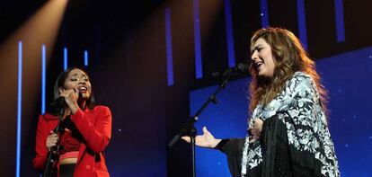 Estrella Morente y Nia Correia interpretan 'Volver' durante la gala 6 de Operación Triunfo 2020.