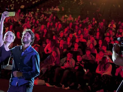 ‘Selfie’ de fondo