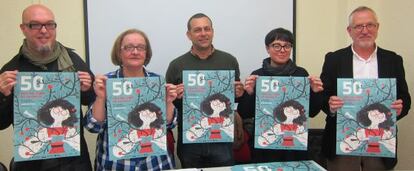 Miguel Ángel Giner, Gloria Mañas, David Cases, la ilustradora Mara Hernández y Jesús Figuerola.