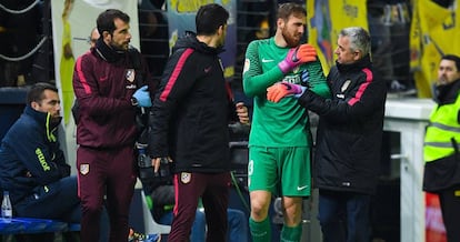 Oblak se retira lesionado de El Madrigal.