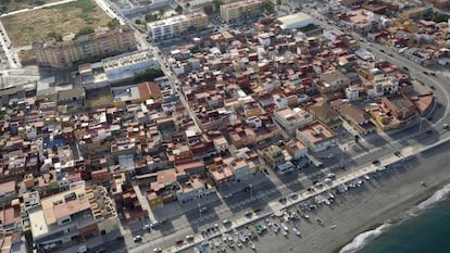 La Atunara neighborhood in La Línea de la Concepción, a hotspot for drug drop-offs.