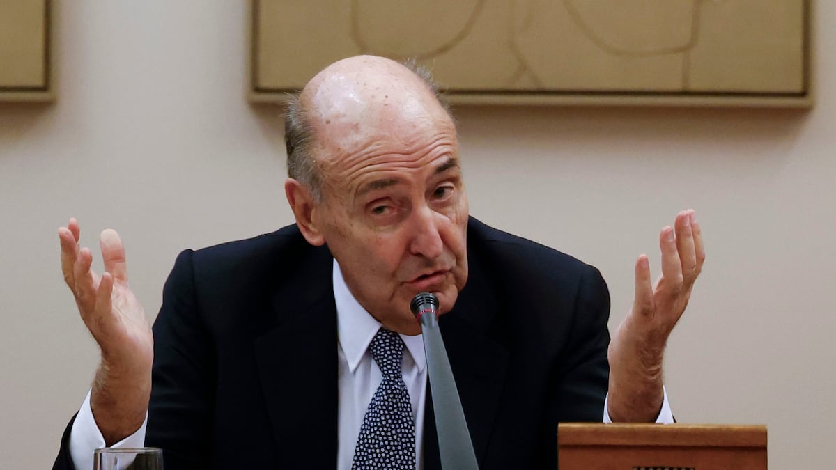 Los accionistas de Aigües de Barcelona proponen a Miquel Roca como ...