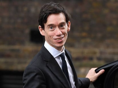 Rory Stewart, durante su etapa como secretario de Estado de Cooperación Internacional, a su salida de la reunión del Gobierno, en Londres en septiembre de 2019.