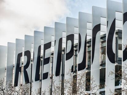 S&P eleva un escalón el 'rating' de Repsol y abre la puerta a una mejora del dividendo