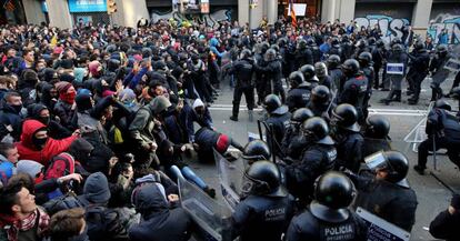 Protestas por la celebración del Consejo de Ministros en Barcelona el pasado 21 de diciembre.