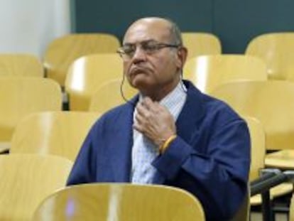 El expresidente de la CEOE Gerardo D&iacute;az Ferr&aacute;n, durante el juicio en la Audiencia Nacional por Aerol&iacute;neas Argentinas, en 2013.