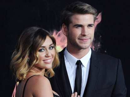 Liam Hemsworth y Miley Cyrus en el estreno de 'Los juegos del hambre'.