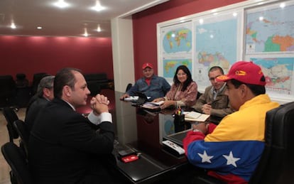 Maduro meeting with Globovisi&oacute;n shareholders who have investment interests in Miami.
 