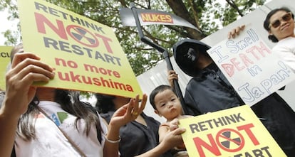 Manifestación contra la reactivación de la producción nuclear en Japón.