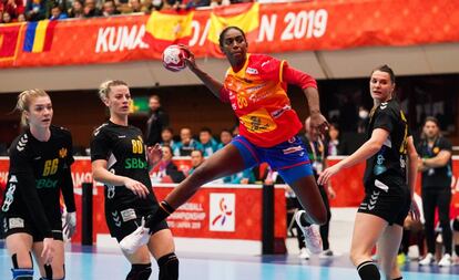Shandy Barbosa, en una acción del partido contra Montenegro.