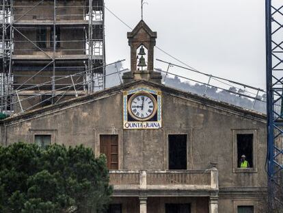 Aspecto que ofrece la fachada principal de Vil&middot;la Joana. 