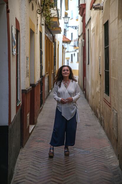  Inmaculada Nieto, en una calle de Sevilla.