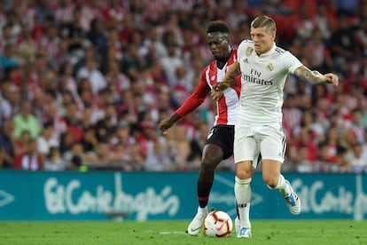 Kroos, ante Williams.