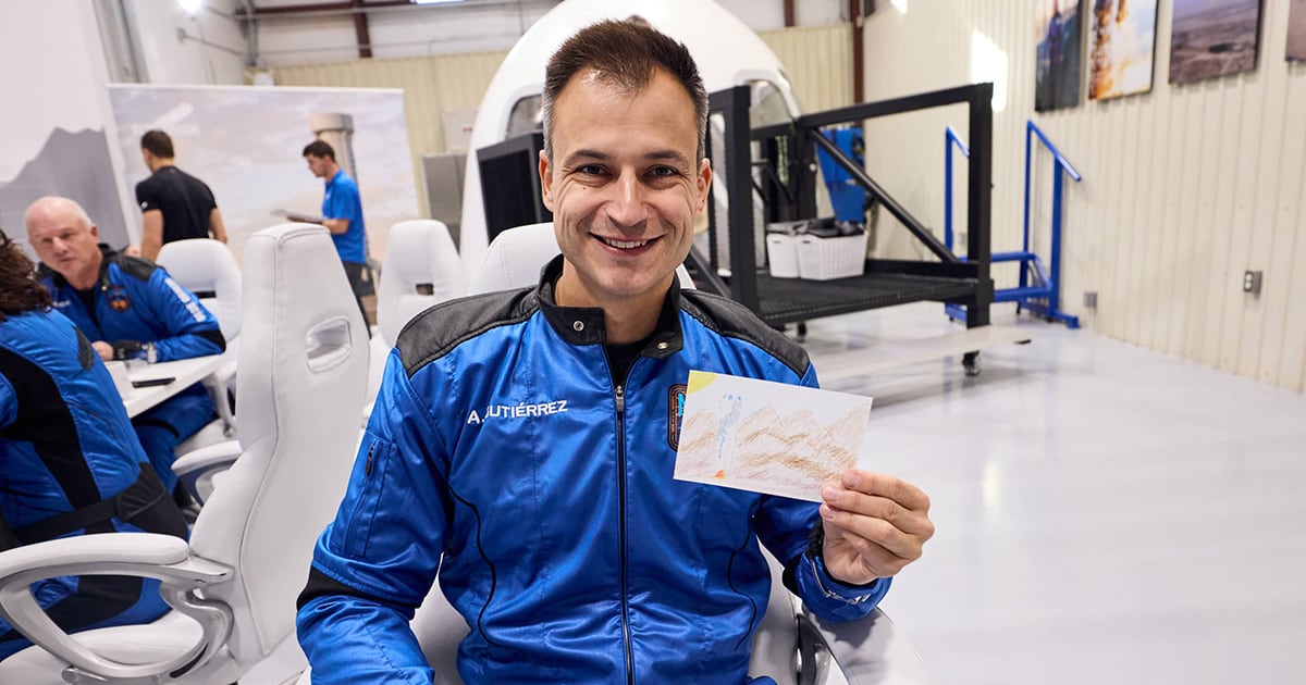 Un billete ‘millonario’ por tres minutos de ingravidez: el español Alberto Gutiérrez se asoma al espacio