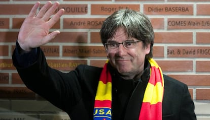 L'expresident Puigdemont en un partit de rugbi de l'USAP Perpinyà.