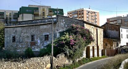 Estado de abandono de la Alquería del Moro.