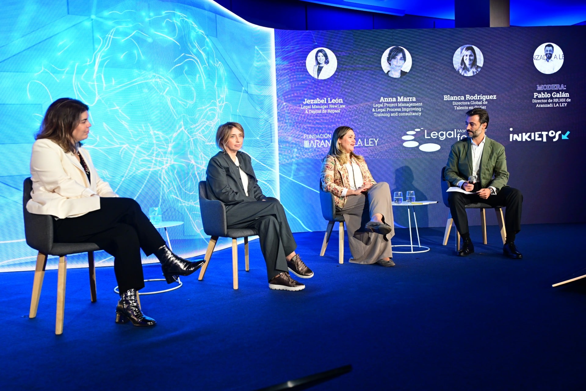 Jezabel León, legal manager newlaw & digital de Repsol; Anna Marra, legal project management & legal process improving - training and consultancy: Blanca Rodriguez Lainz, directora global de talento en Ontier y Pablo Galán, director de RR.HH de Aranzadi LA LEY.