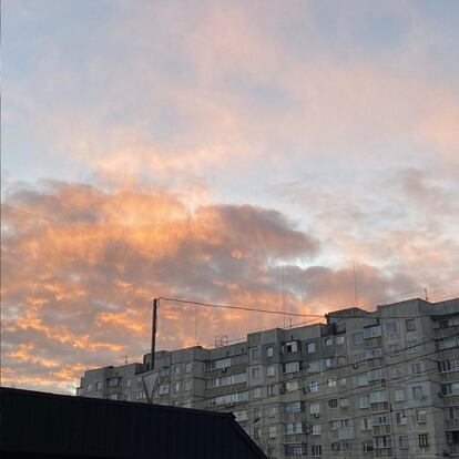 Foto de Kremenchuk del pasado 21 de octubre. La ciudad está sin luz, solo funcionan los semáforos. 