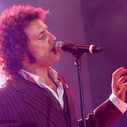 Veinticinco años de ‘Sin enchufe’: cuando M-Clan desenchufó el amplificador… y se enchufó a la historia