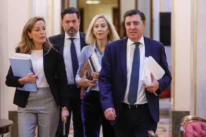 Los cuatro miembros del PP en la Mesa del Congreso: Carmen Navarro, Guillermo Mariscal, Marta González y José Antonio Bermúdez de Castro.