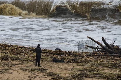 Estado de las playas tras el temporal en Malgrat.