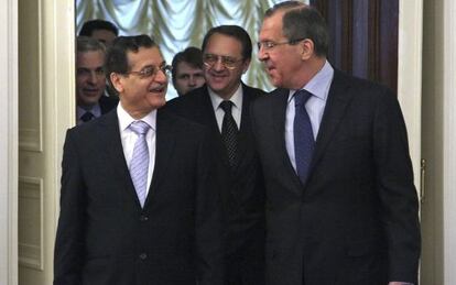 El canciller liban&eacute;s, Adnan Mansur (izquierda), y el ruso, Sergu&eacute;i Lavrov.