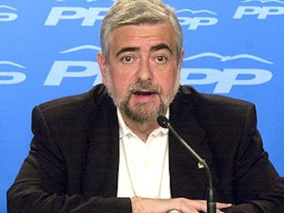 El portavoz del PP en la Comisión de Investigación de la Asamblea de Madrid, Antonio Beteta, en la rueda de prensa.