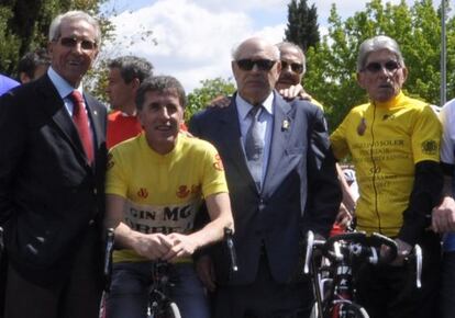 Bahamontes, Perico, Bernardo Ruiz y Angelino Soler, en la celebración del aniversario.
ESPAÑA EUROPA MADRID DEPORTES