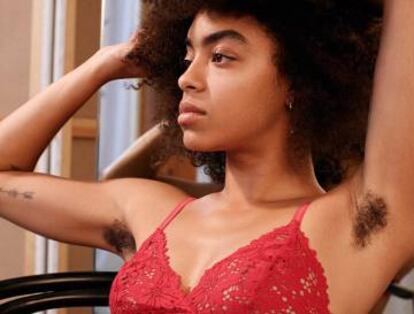 Solange Knowles na campaha da &Other Stories en 2015.