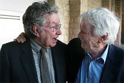 Jorge Semprún, junto a Antoni Tàpies, ayer en la Universidad de Girona.