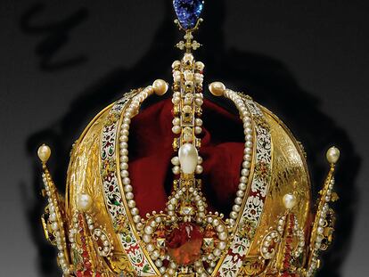 Corona de oro, diamantes y rubíes de la Cámara del tesoro Imperial austriaco.