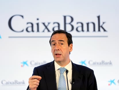 El consejero delegado de CaixaBank, Gonzalo Gortázar, en la presentación de los resultados del trimestre del año, este jueves.