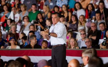 El candidato republicano Mitt Romney, durante un mitin en Nashua, New Hampshire.