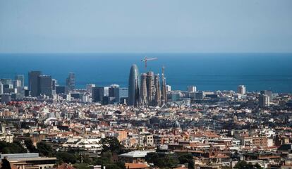 Barcelona vista des de la carretera de Vallvidera, durante el confinamento.