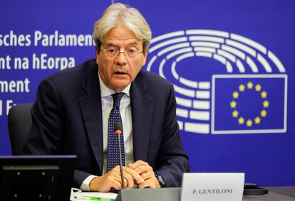 El comisario de Economía, Paolo Gentiloni, en el Parlamento Europeo, el pasado 19 de octubre, en Estrasburgo (Francia).