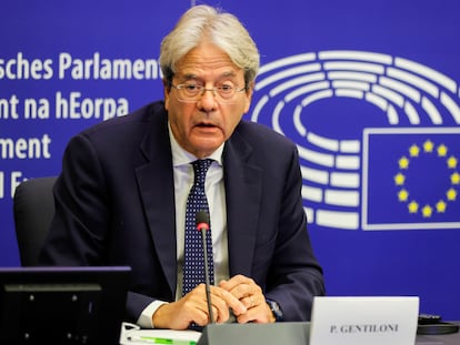 El comisario de Economía, Paolo Gentiloni, en el Parlamento Europeo, el pasado 19 de octubre, en Estrasburgo (Francia).