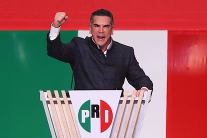 Alejandro Moreno Cárdenas, en el 93 Aniversario del del PRI, en Ciudad de México, en 2023.