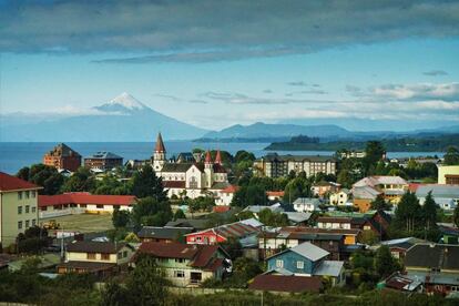 La ciudad de Puerto Varas es el epicentro de expediciones por la zona.