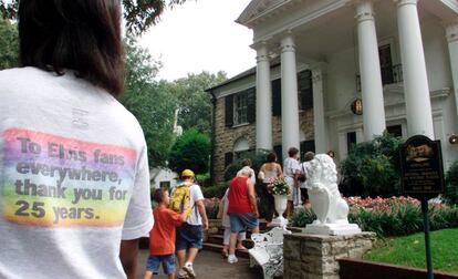 Visita guiada en la mansión de Graceland.