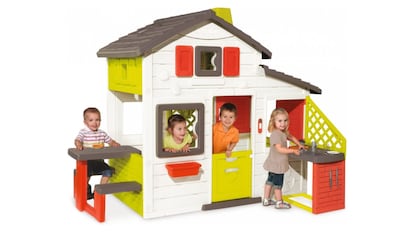 Casa infantil de grandes dimensiones perfecta para zonas exteriores.