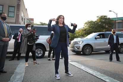 Kamala Harris presume de Converse en un acto en Wisconsin el pasado 7 de septiembre.