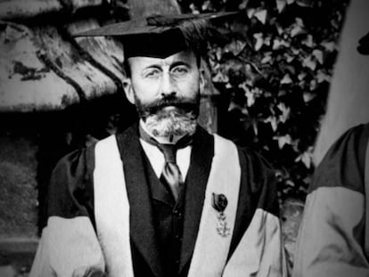 Ramón Menéndez Pidal, durante un viaje a Oxford.