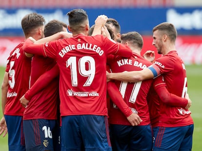 Los jugadores de Osasuna celebran un gol en El Sadar durante un partido de esta temporada.