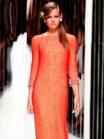 Vestido la colección Primavera-Verano 2013 de la diseñadora británica Jenny Packham.